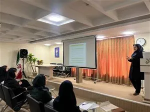 برگزاری کلاس توجیهی بدو ورود دانشجویان هوشبری توسط واحد توسعه آموزش بالینی معاونت آموزشی و پژوهشی مرکز