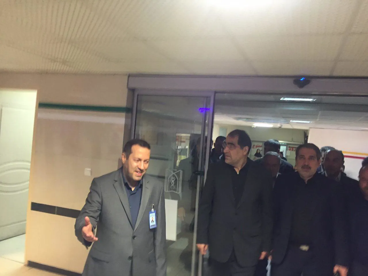 طبق گزارش روابط عمومی مرکز آموزشی درمانی آیت الله طالقانی وزیر بهداشت
